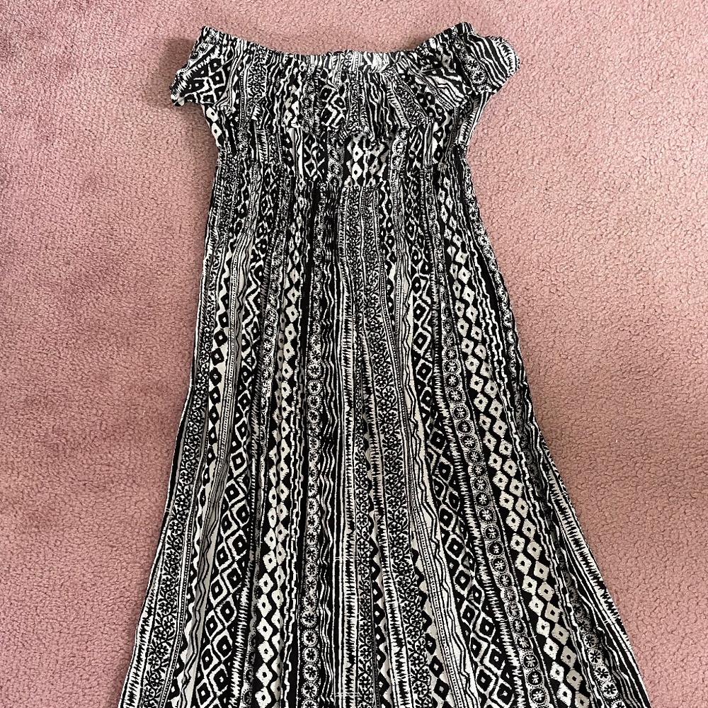 XL black and white Maxi-dress